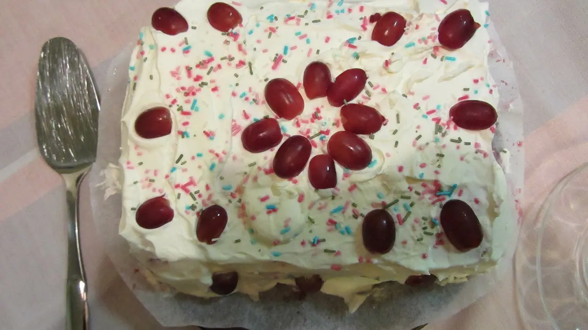 Omnibus Cafe Bar – cake shop in Clapham, London